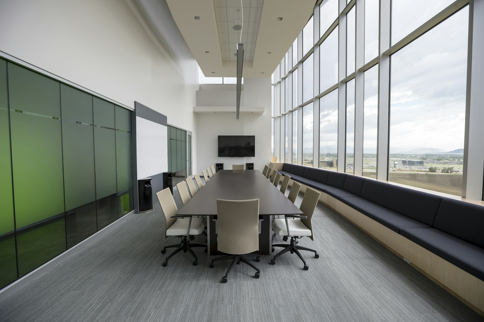 Pure Spaces Kyiv cleaning professional maintaining a modern Kyiv office